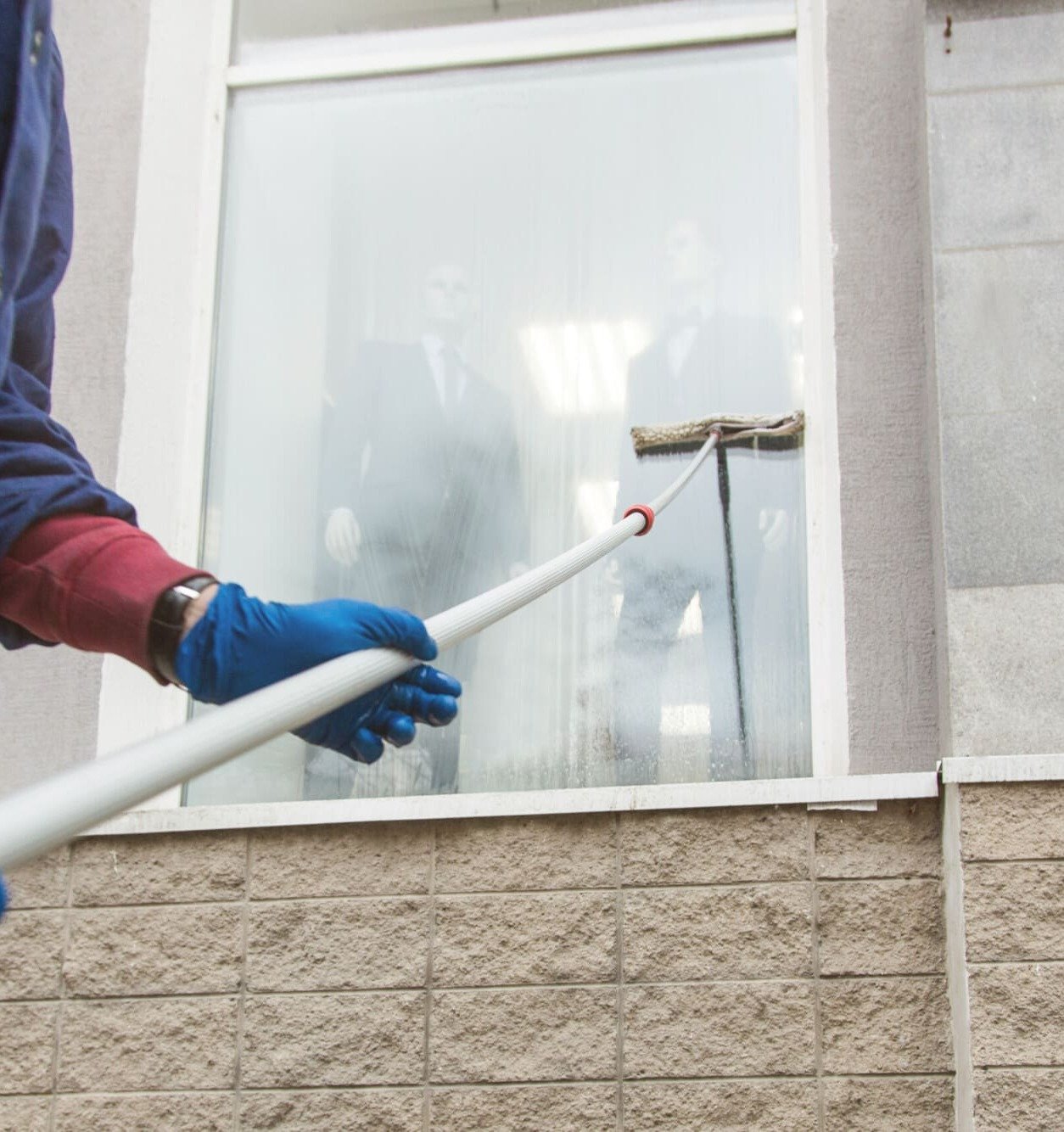 Professional exterior window cleaning